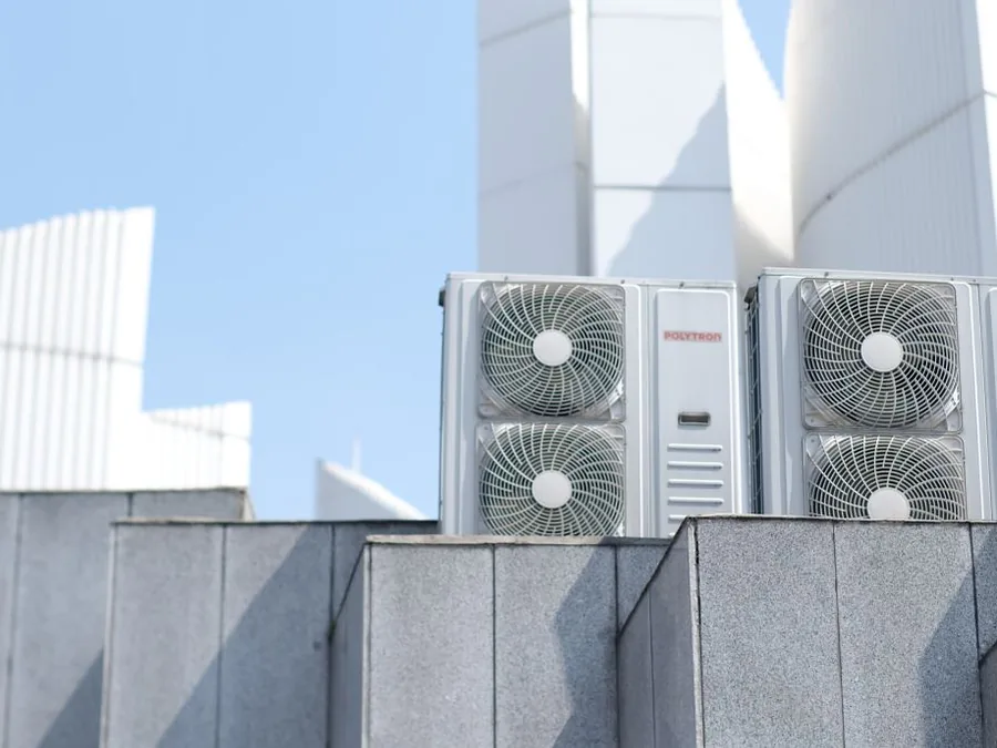 Rooftop condenser units at the Unitop Group split and cassette installation